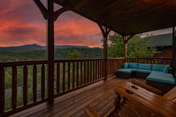 648 Park Vista WAY, Gatlinburg, TN 37738