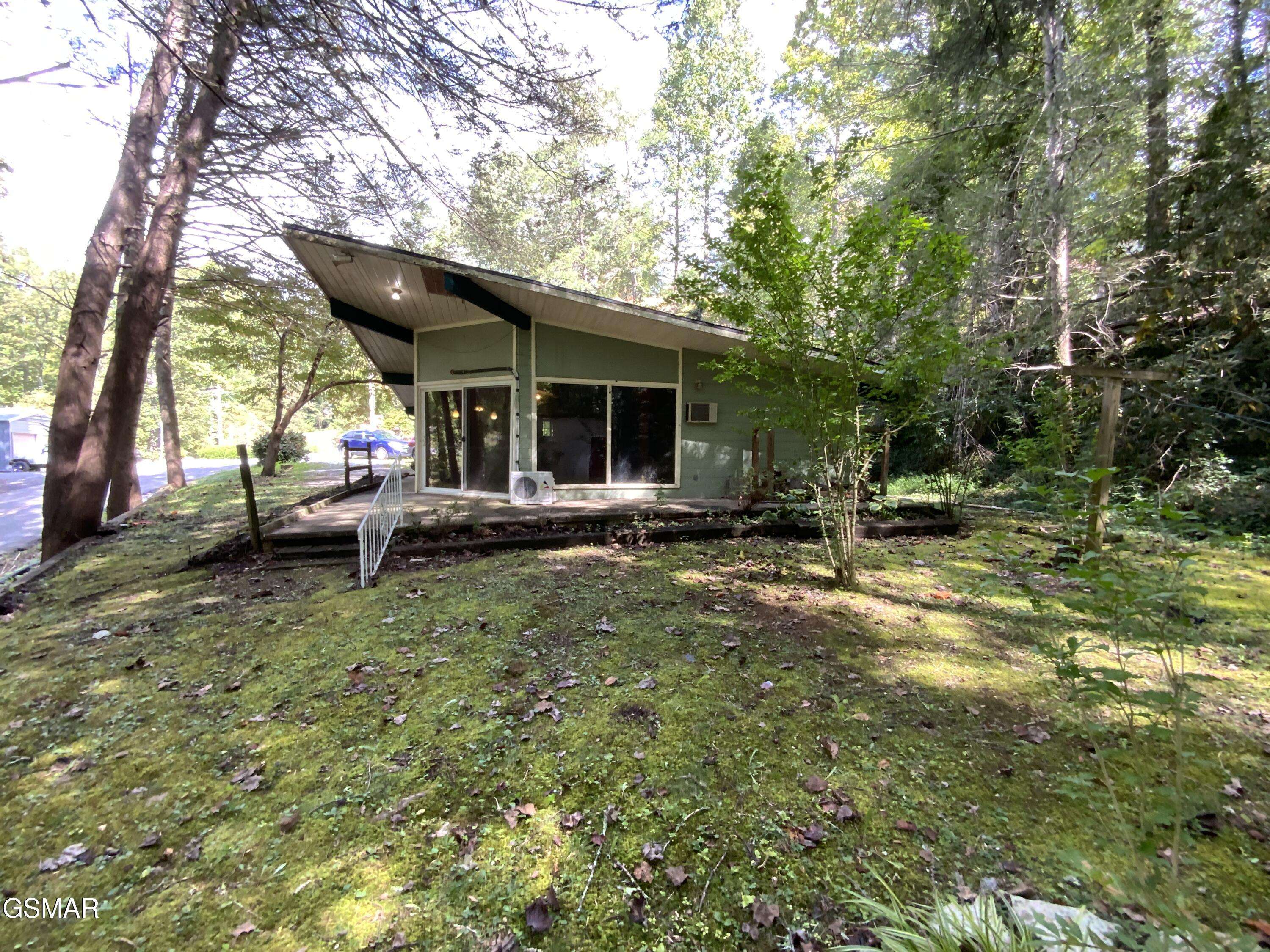 547 Ownby CIR, Gatlinburg, TN 37738