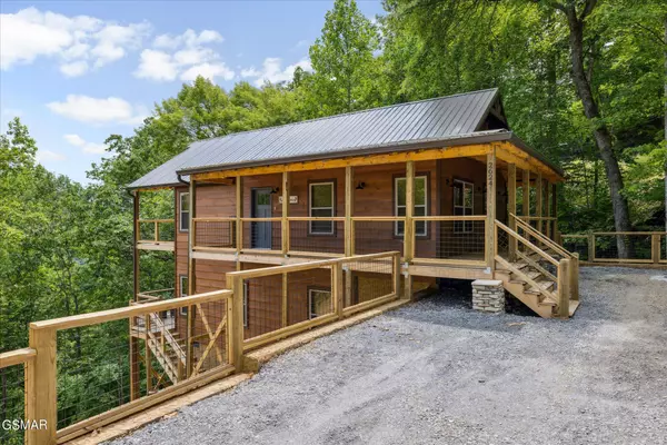 2624 Overholt TRL, Sevierville, TN 37862