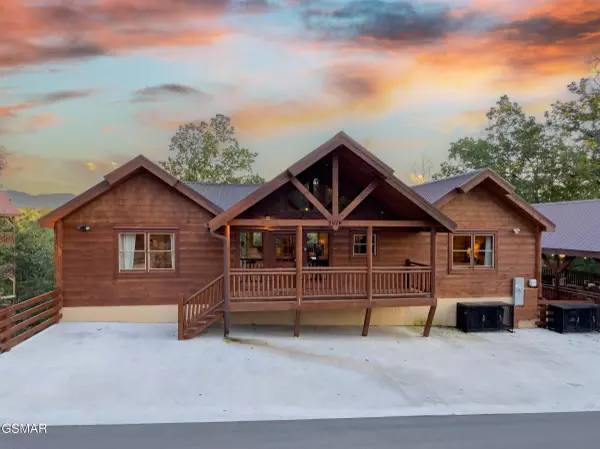 Sevierville, TN 37876,2570 Rogers WAY