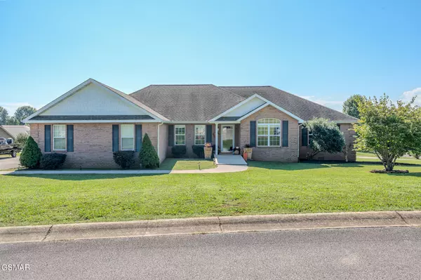 542 Southview CIR, Kodak, TN 37764