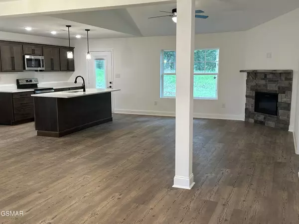 Pigeon Forge, TN 37863,540 Henderson RD 142