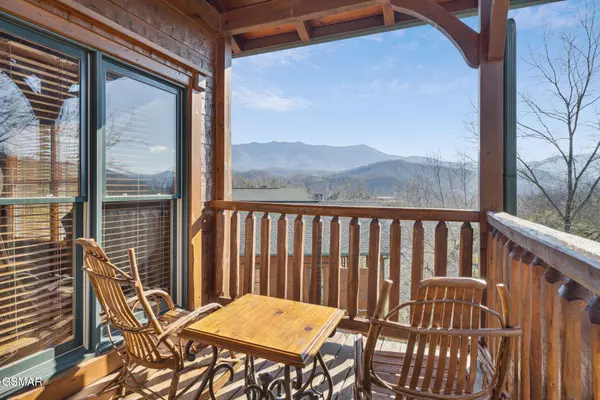 Gatlinburg, TN 37738,824 Great Smoky way WAY
