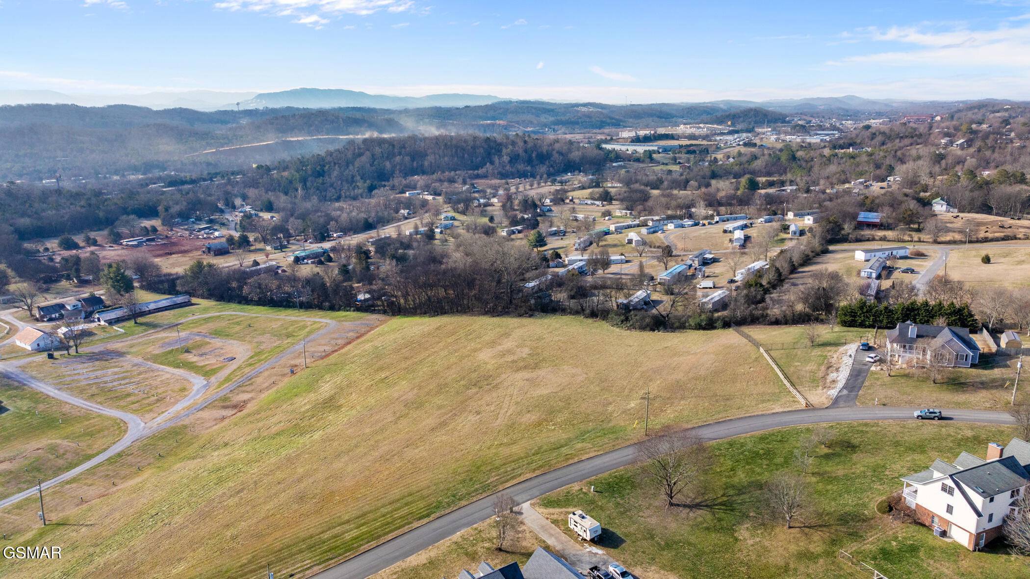 Lot 3 Settlers TRL, Kodak, TN 37764