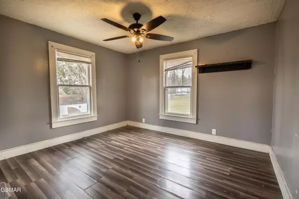 Strawberry Plains, TN 37871,8709 N Ruggles Ferry PIKE