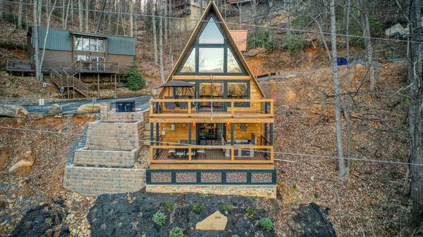 1508 Zurich RD, Gatlinburg, TN 37738