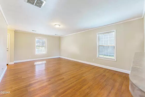 Sevierville, TN 37862,1208 Ernest McMahan Rd RD