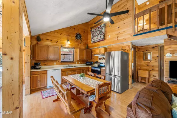 Sevierville, TN 37876,2124 Windy LN