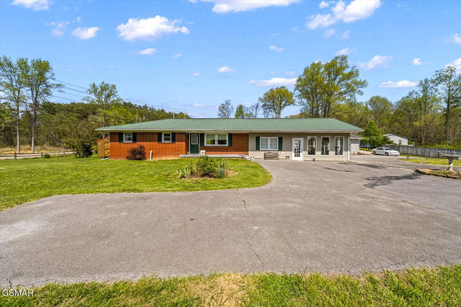 Dandridge, TN 37725,3109 Old Highway 411