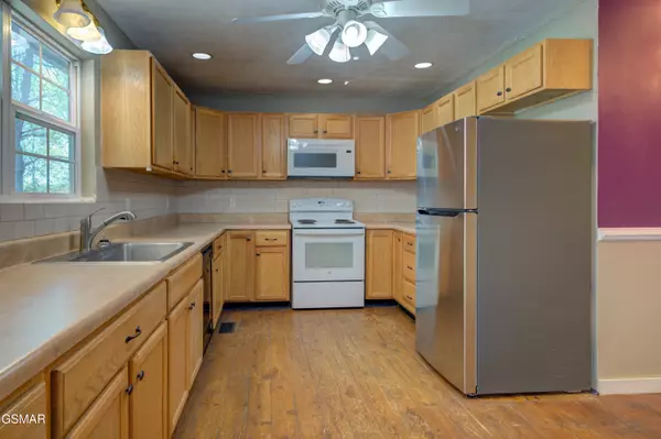 Sevierville, TN 37876,1940 Big Chiefs Skyview DR