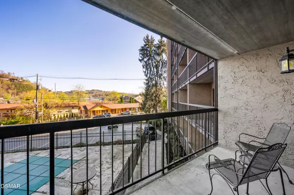 Gatlinburg, TN 37738,306 Baskins Creek RD UNIT 206