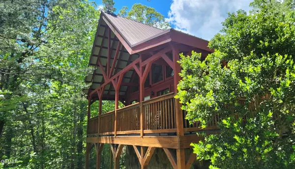 1926 Bird Hill Rd,  Sevierville,  TN 37876