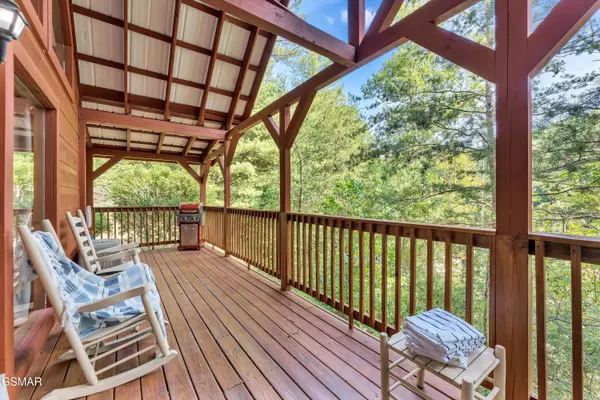 Sevierville, TN 37876,1926 Bird Hill Rd