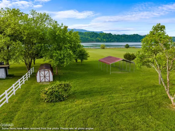 Dandridge, TN 37725,2605 Indian Creek RD