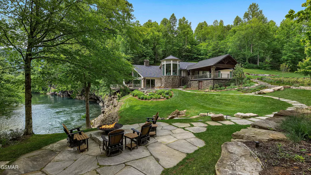 5532 Old Walland HWY, Walland, TN 37886