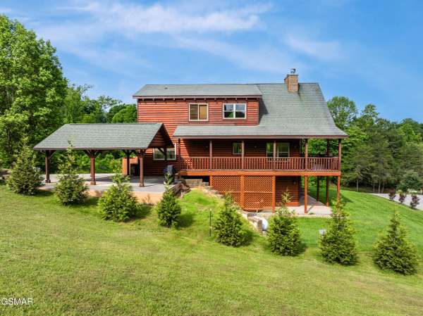 3391 Clear Valley DR, Sevierville, TN 37862