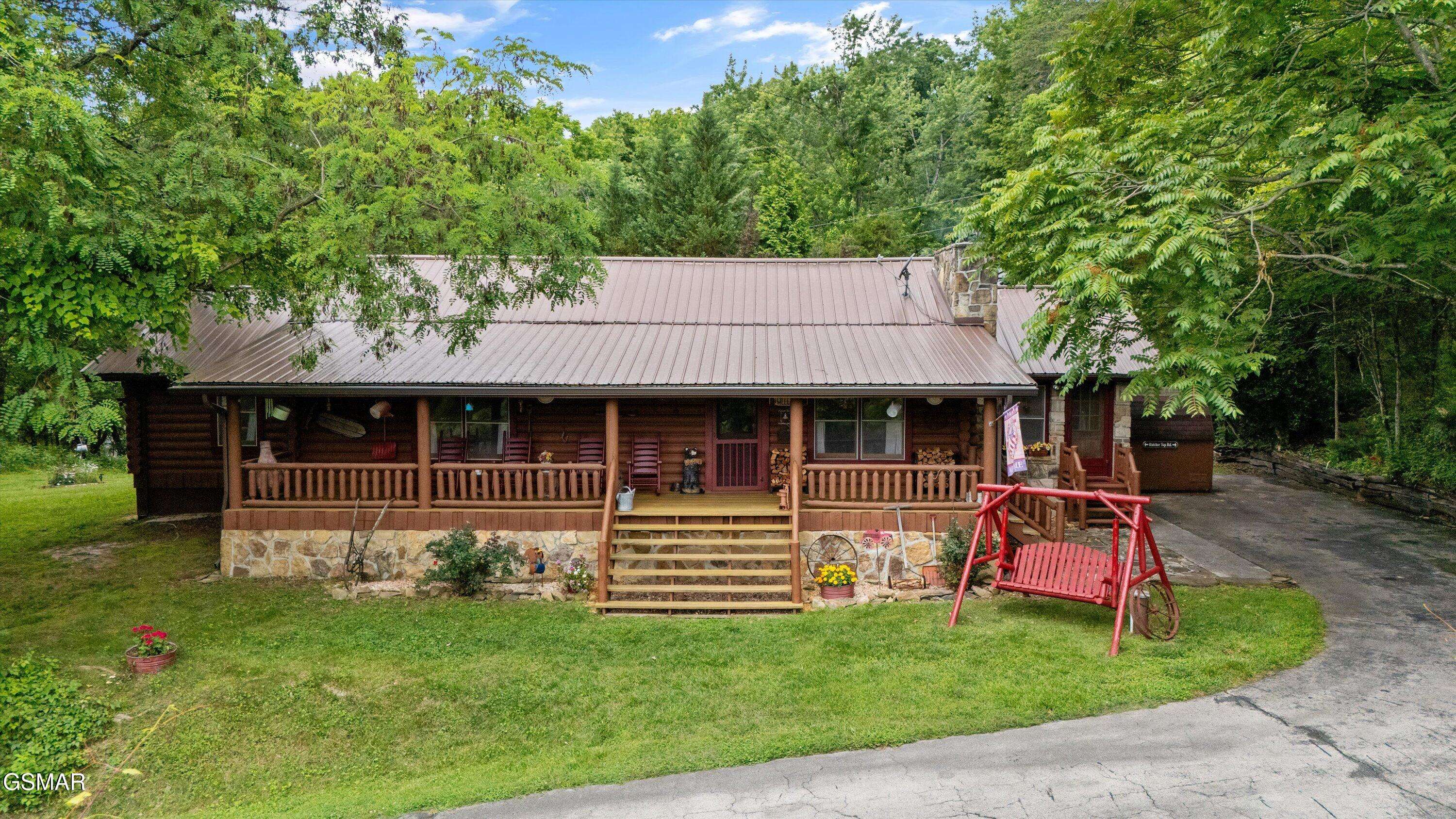 3114 Hatcher Top RD, Sevierville, TN 37862