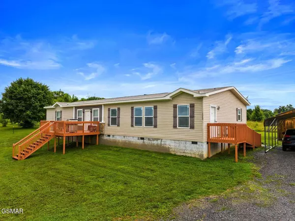1349 Valley Home RD, Dandridge, TN 37725