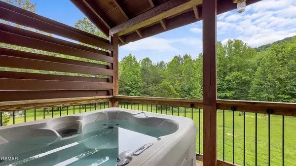 Sevierville, TN 37862,3955 Millers Ridge WAY
