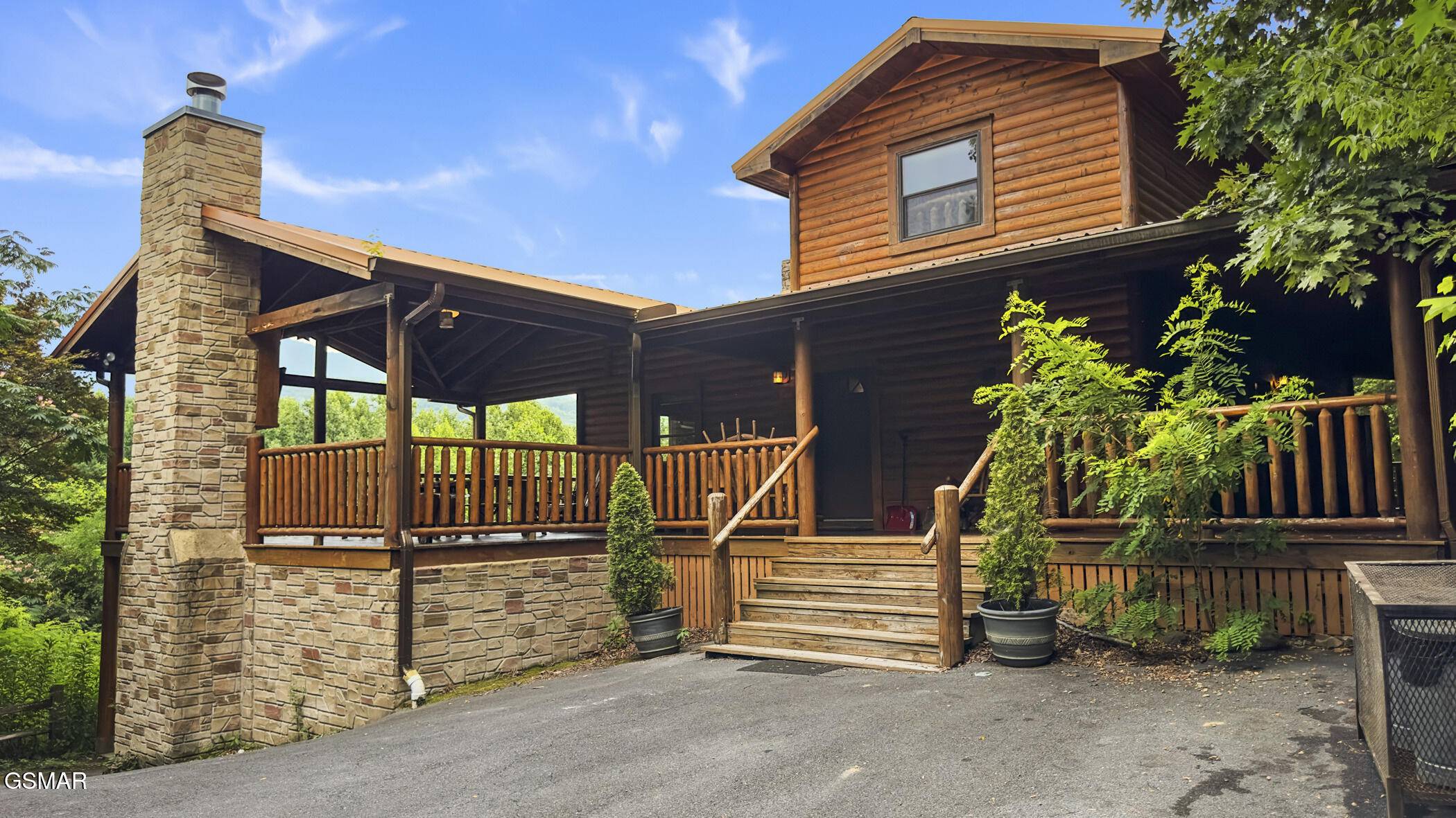 4750 Townsend DR, Gatlinburg, TN 37738