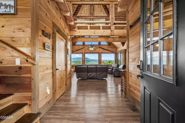 Sevierville, TN 37862,3142 Laughing Pine LN