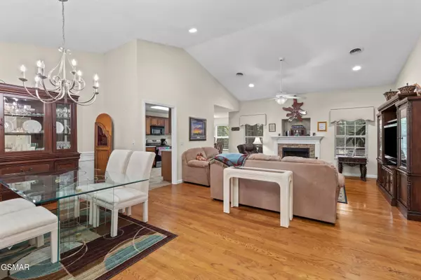 Dandridge, TN 37725,1052 Patriots LNDG