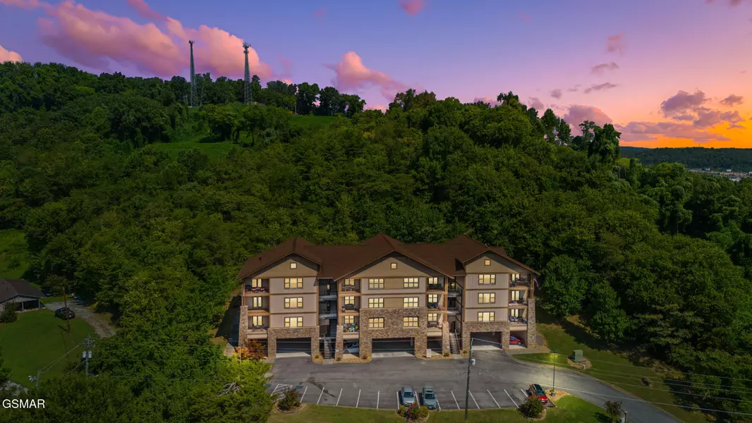 224 Maggie Mack Ln 201, Sevierville, TN 37862