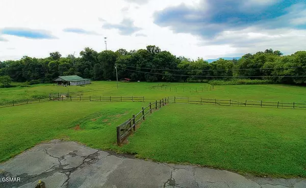 Seymour, TN 37865,1901 Pine Ridge RD