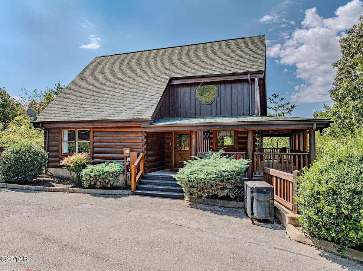 Sevierville, TN 37876,1942 Cougar Crossing WAY