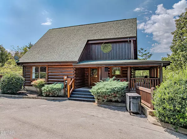 1942 Cougar Crossing WAY, Sevierville, TN 37876