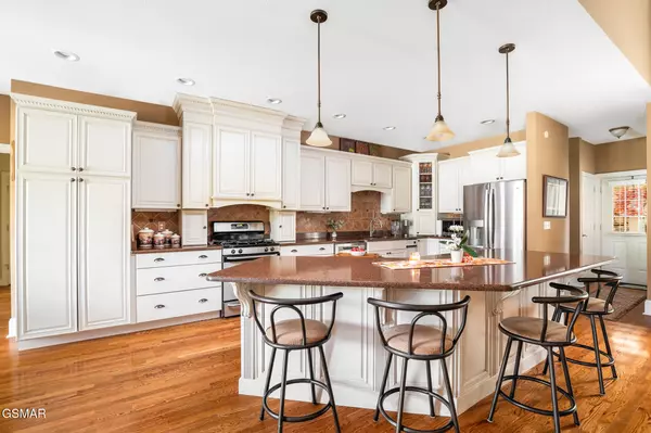 Seymour, TN 37865,207 Fallen Oak CIR