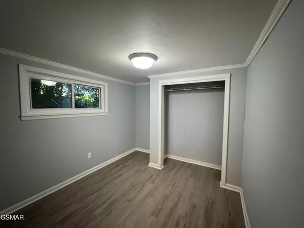 Sevierville, TN 37862,409 Eastgate RD