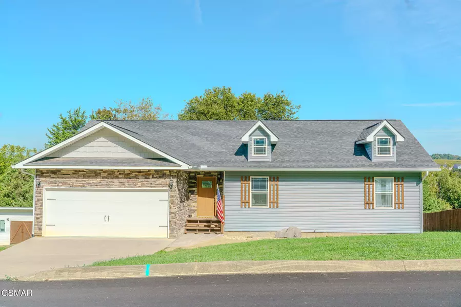 151 Clear Creek WAY, Kodak, TN 37764