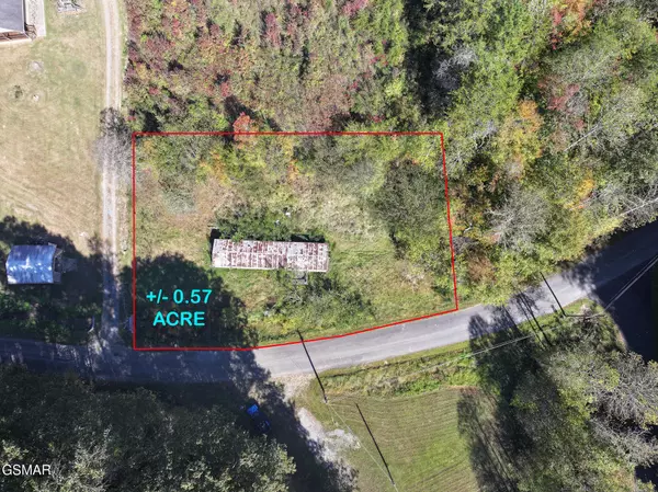 Dandridge, TN 37725,2393 Lower Rinehart RD