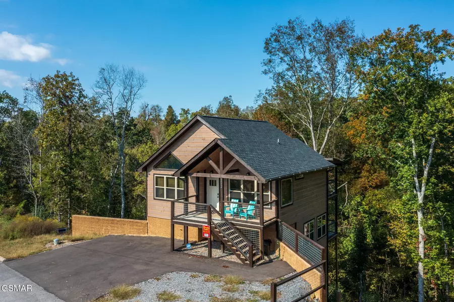 392 Oak Lake Drive, Sevierville, TN 37876