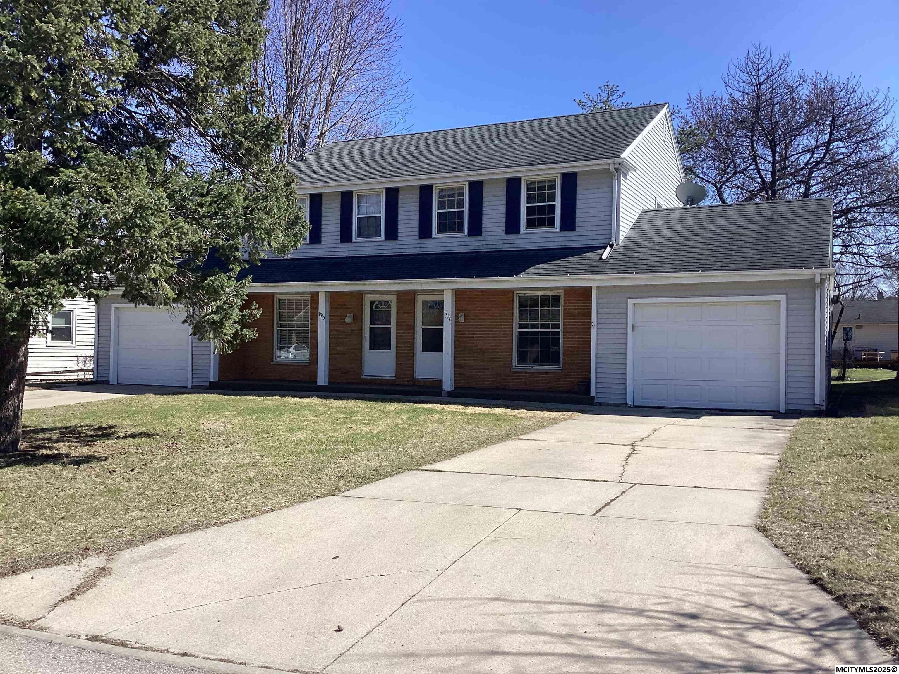 1315 & 1317 2nd NW, Mason City, IA 50401