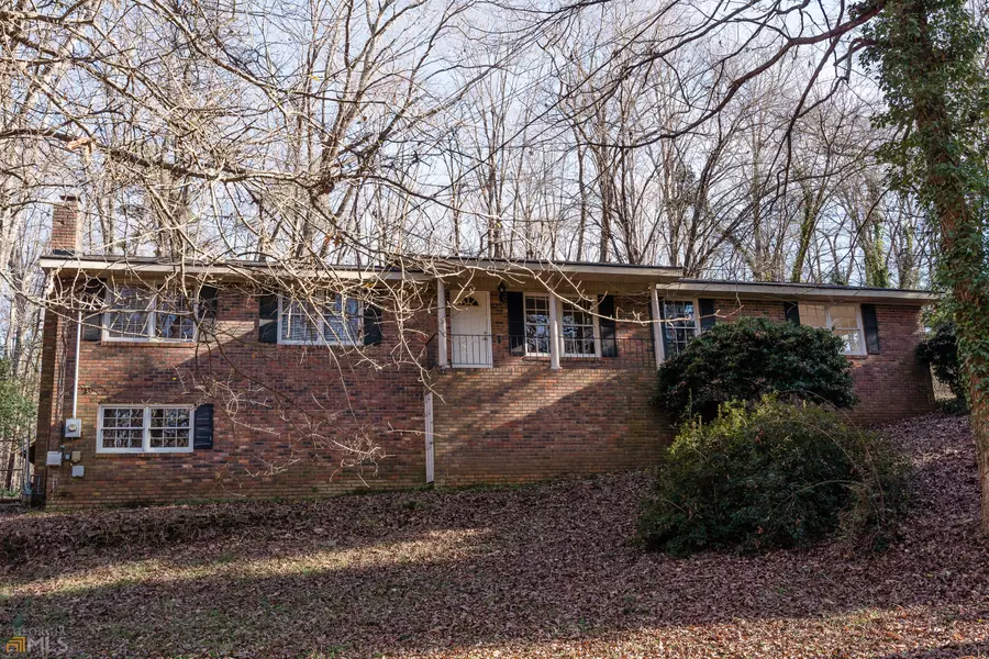 325 Segrest, Athens, GA 30605