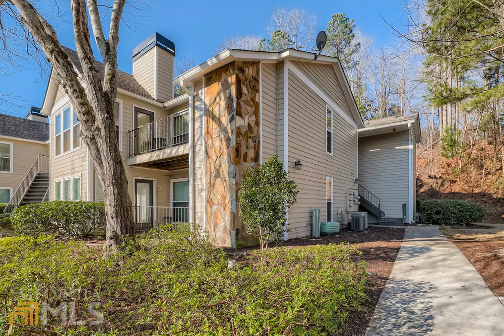 Roswell, GA 30075,3113 Lake Pointe