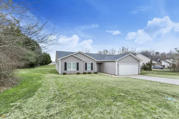 565 Clover, Comer, GA 30629