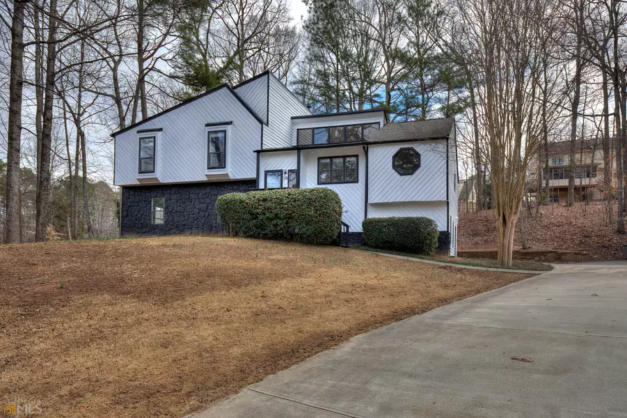 220 GLENROSE, Roswell, GA 30076