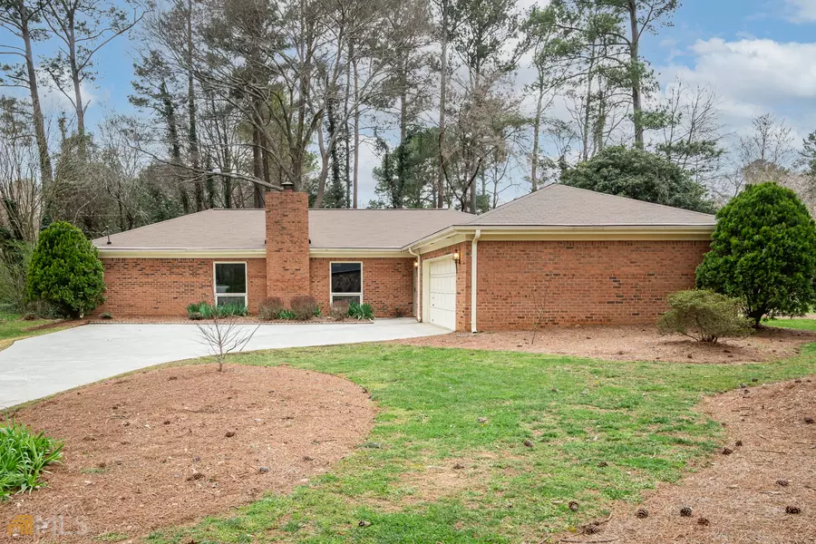 4625 Redspruce, Lilburn, GA 30047