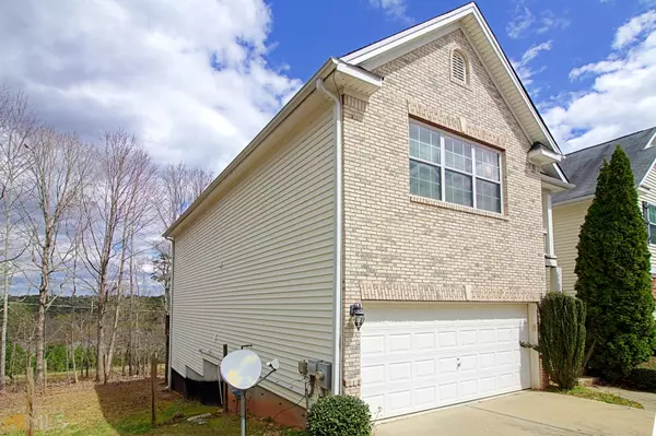 Lithonia, GA 30058,490 SHADOW VALLEY