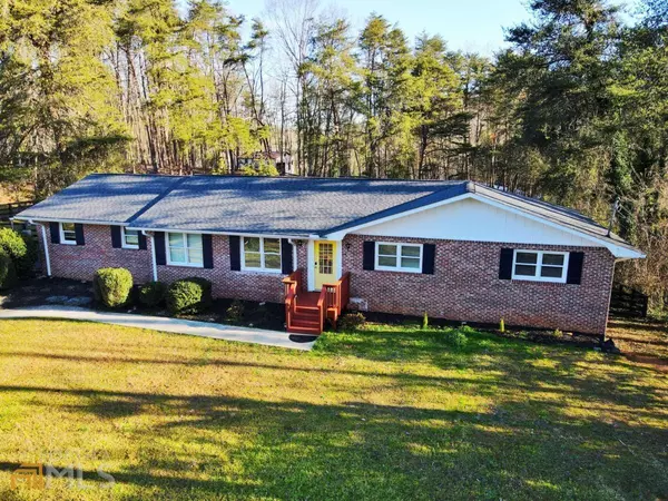 102 Pine Lake, Cumming, GA 30040