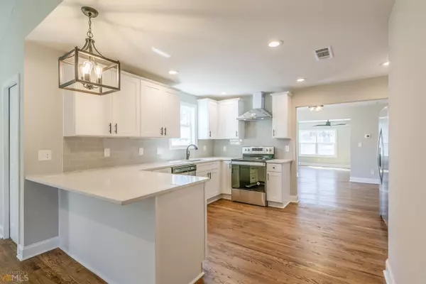 1049 Astor, Atlanta, GA 30310