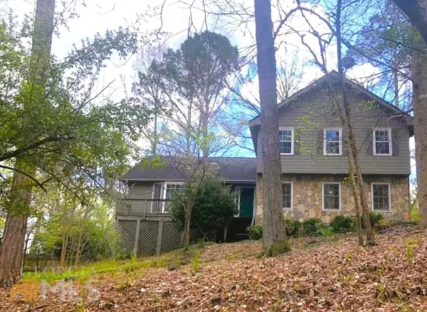 3020 Hillcrest, Roswell, GA 30075