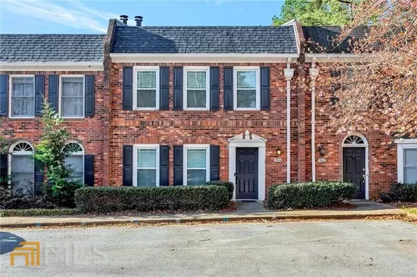 7004 Saint Charles, Roswell, GA 30075