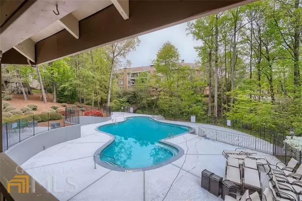 Dunwoody, GA 30338,5242 Brooke Ridge