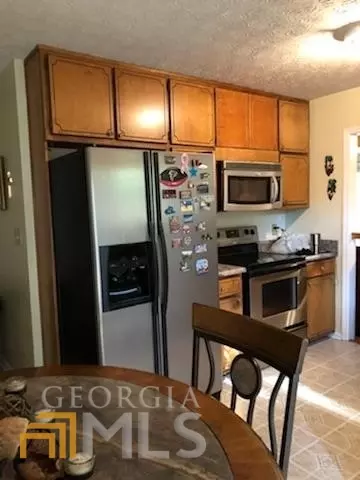 Riverdale, GA 30296,839 River Glen