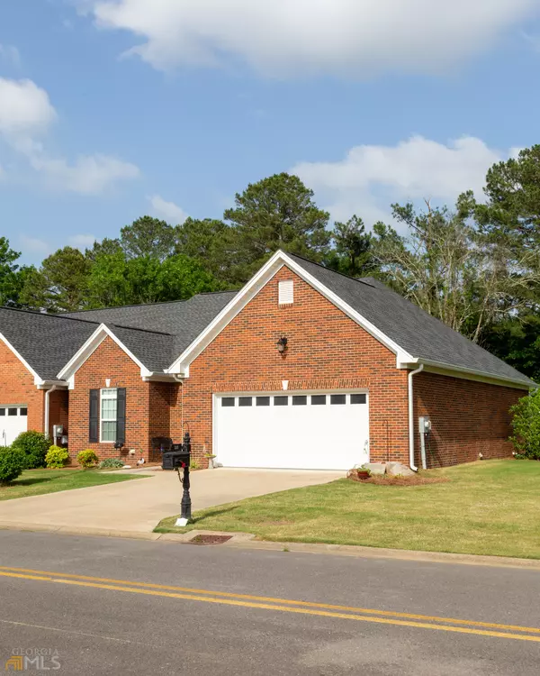 231 Regency, Calhoun, GA 30701