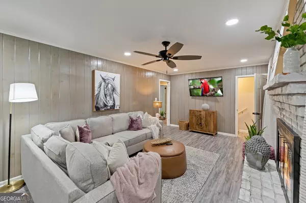 Marietta, GA 30068,2984 Blackberry LN